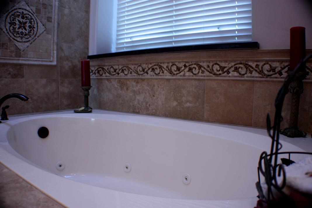 Travertine Tile Tub Surround - JW Construction & Design Studio Services